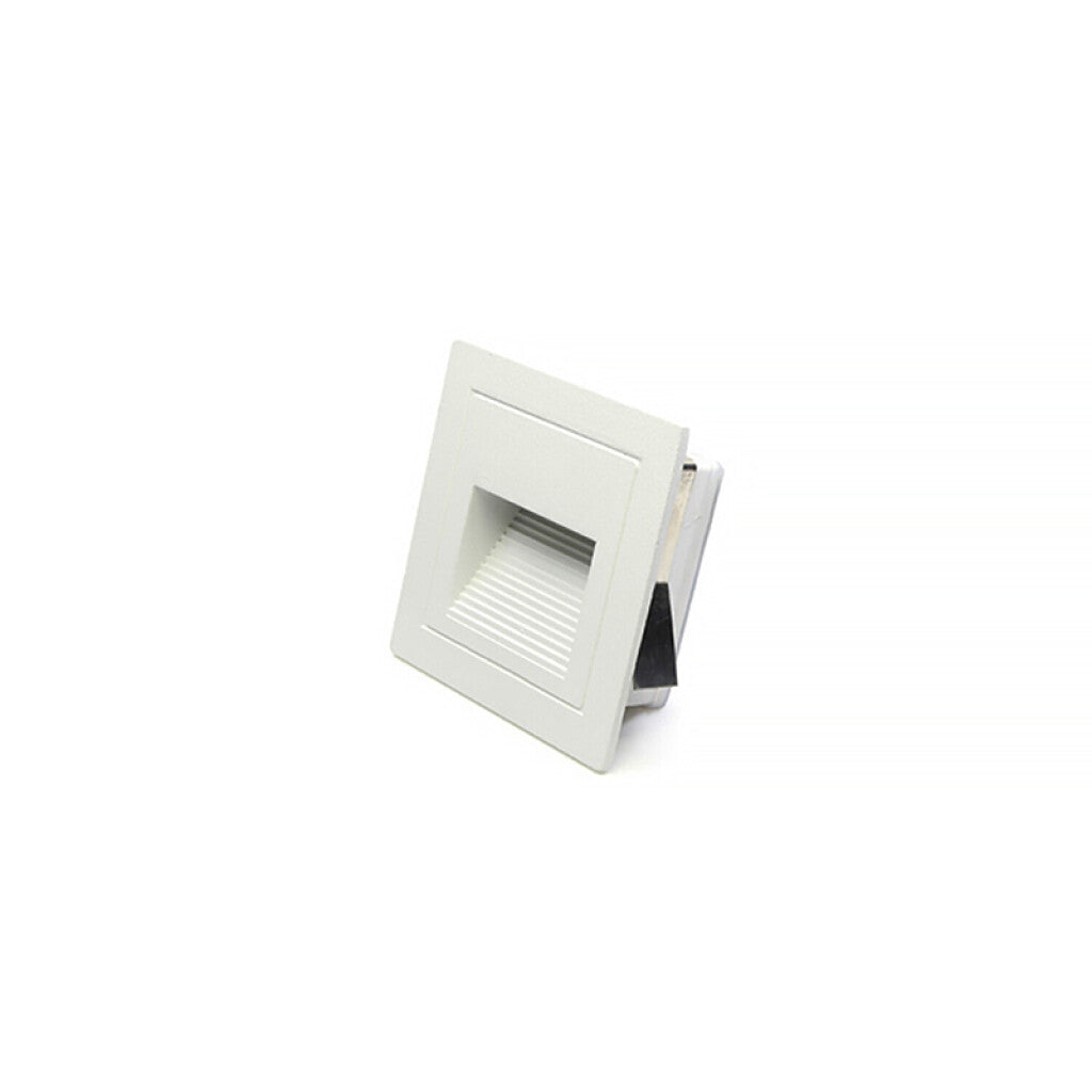 Emb. pared blanco 3W cálida IP65 220v ac 210lm 90° - ZU0292