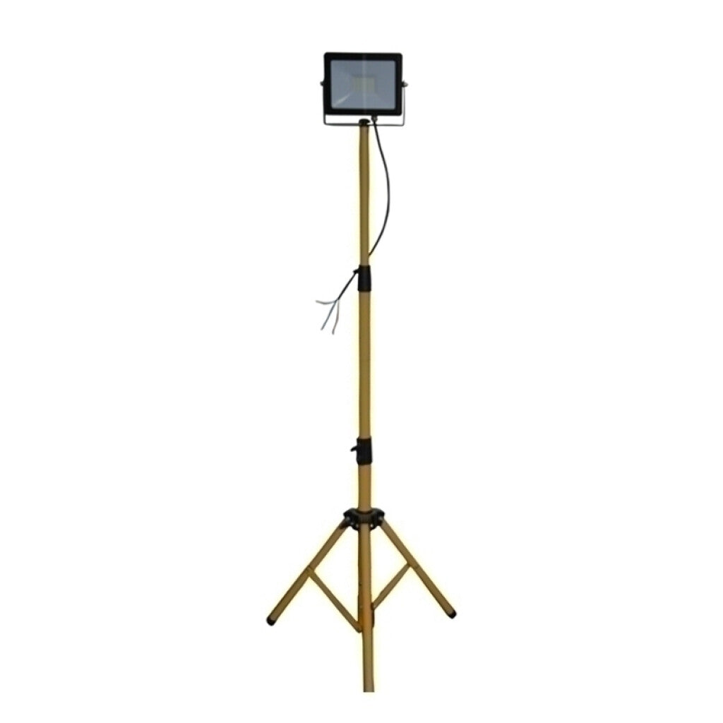 Proyector LED c/trípode 50W 4250Lm cálida exterior - IX1591